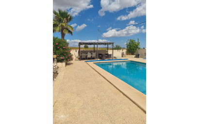 Herverkoop - Landhuis -
Lel - Lel Alicante