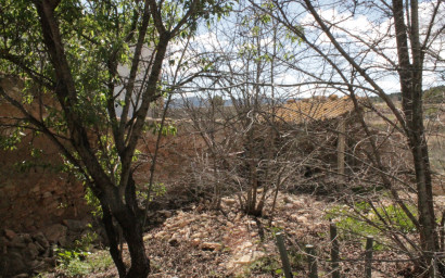 Resale - Townhouse -
Úbeda - Úbeda Alicante