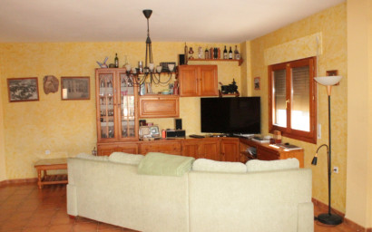 Resale - Townhouse -
Pinoso - Pinoso Alicante