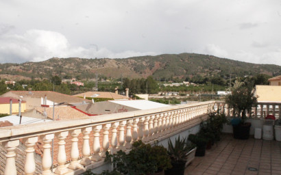 Resale - Townhouse -
Pinoso - Pinoso Alicante