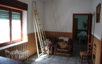 Resale - Townhouse -
Pinoso - calle lepanto