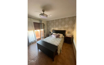 Resale - Townhouse -
Pinoso - Pinoso Alicante