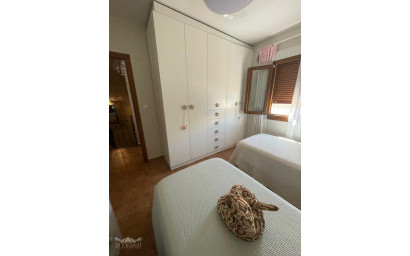 Resale - Townhouse -
Pinoso - Pinoso Alicante