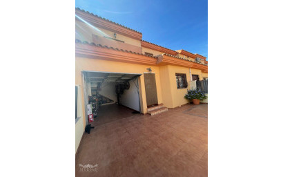 Resale - Townhouse -
Pinoso - Pinoso Alicante