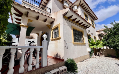 Resale - Townhouse -
La Zenia