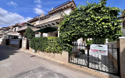 Resale - Townhouse -
La Zenia