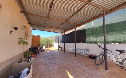 Resale - Villa -
Fortuna