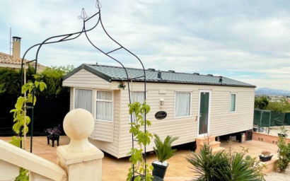 Resale - Villa -
Fortuna