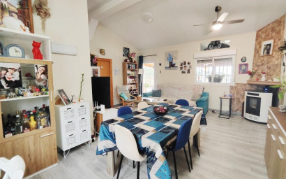 Resale - Villa -
Fortuna