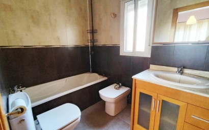 Resale - Villa -
Fortuna