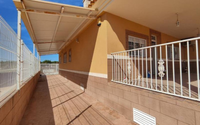 Resale - Villa -
Fortuna