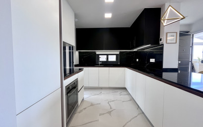 Resale - Apartment -
San Miguel de Salinas