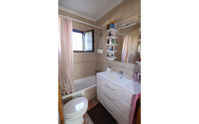 Revente - Villa -
Hondón de las Nieves - HONDON DE LAS NIEVES