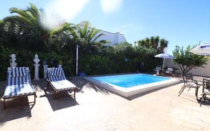 Revente - Villa -
Hondón de las Nieves - HONDON DE LAS NIEVES