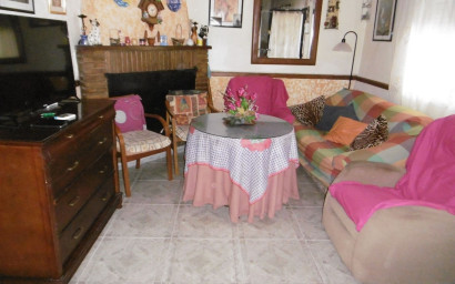 Herverkoop - Landhuis -
Yecla