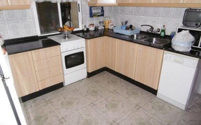 Herverkoop - Landhuis -
Yecla