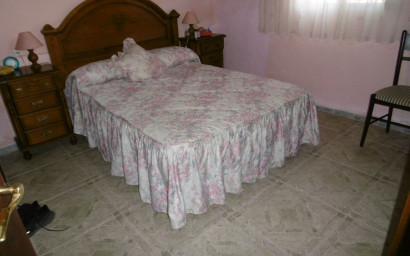 Herverkoop - Landhuis -
Yecla