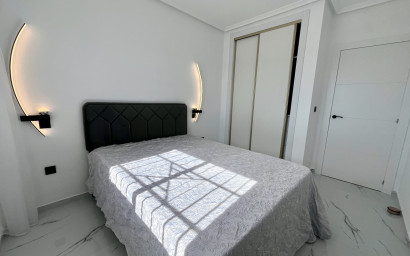 Herverkoop - Penthouse -
Playa Flamenca