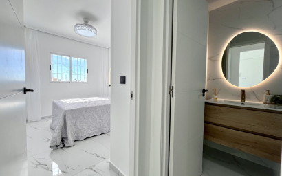 Herverkoop - Penthouse -
Playa Flamenca