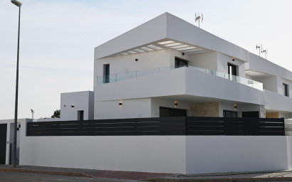 New Build - Townhouse -
Dolores - polideportivo