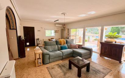 Revente - Villa -
Hondón de los Fráiles