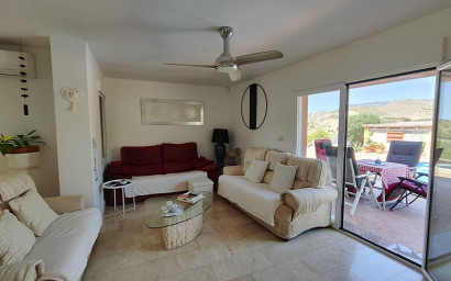 Herverkoop - Villa -
Fortuna - Las Casicas