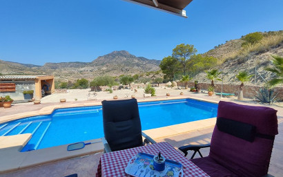 Herverkoop - Villa -
Fortuna - Las Casicas