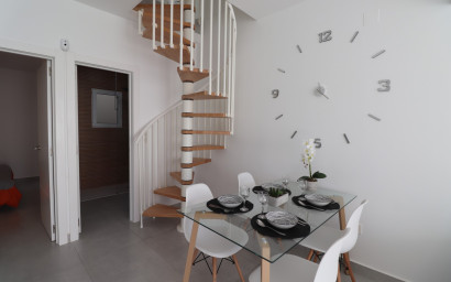 Revente - Maison mitoyenne -
Torrevieja - San Luis