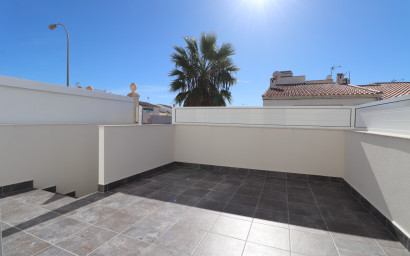Revente - Maison mitoyenne -
Torrevieja - San Luis