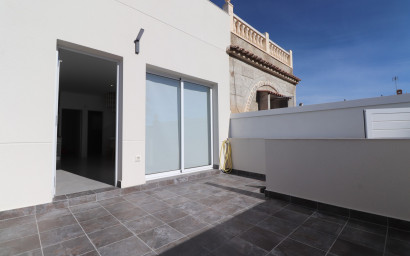 Revente - Maison mitoyenne -
Torrevieja - San Luis