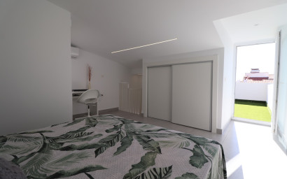 Revente - Maison mitoyenne -
Torrevieja - San Luis