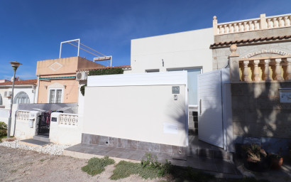 Revente - Maison mitoyenne -
Torrevieja - San Luis