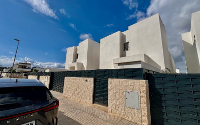 Herverkoop - Villa -
Benijofar - Benijofar - Village