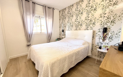 Resale - Apartment -
La Mata