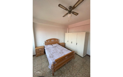 Resale - Apartment -
Pinoso - Pinoso Alicante
