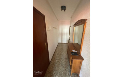 Resale - Apartment -
Pinoso - Pinoso Alicante
