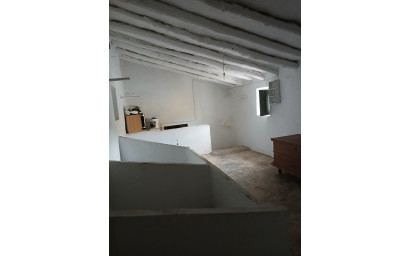 Herverkoop - Landhuis -
Yecla