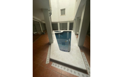 Herverkoop - Plat -
Pinoso