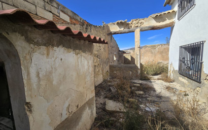 Herverkoop - Landhuis -
Monovar