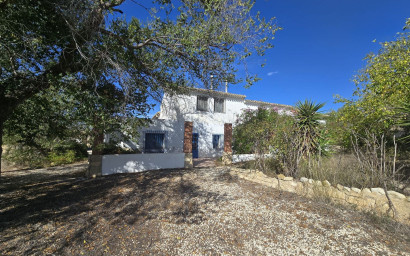 Herverkoop - Landhuis -
Monovar