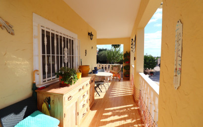 Resale - Finca / Country Property -
Orihuela - La Campaneta