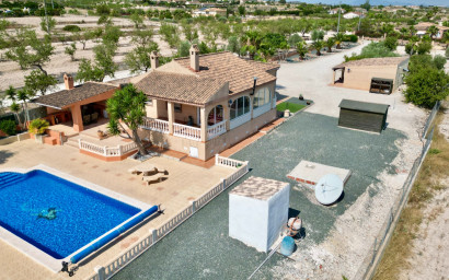 Revente - Villa -
Hondón de los Fráiles