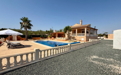 Revente - Villa -
Hondón de los Fráiles