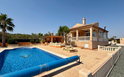 Revente - Villa -
Hondón de los Fráiles