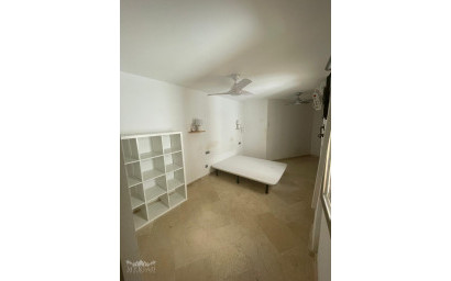Resale - Apartment -
Pinoso - Pinoso Alicante