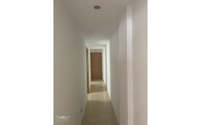 Resale - Apartment -
Pinoso - Pinoso Alicante