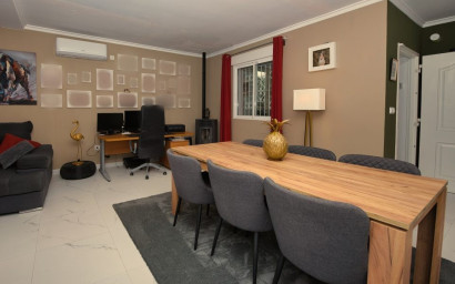 Resale - Villa -
Macisvenda - MACISVENDA