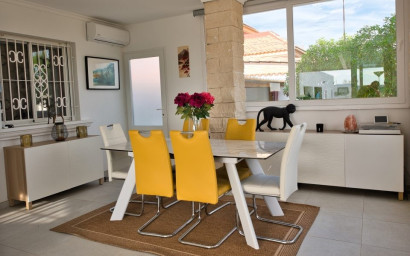 Resale - Villa -
Macisvenda - MACISVENDA