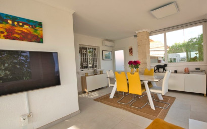 Resale - Villa -
Macisvenda - MACISVENDA