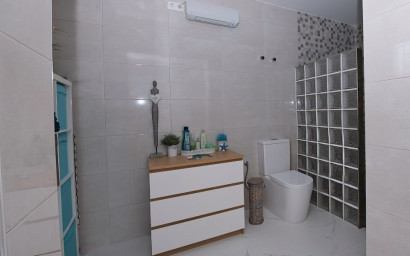 Resale - Villa -
Macisvenda - MACISVENDA